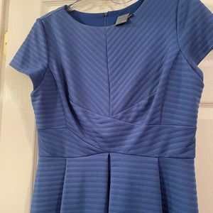 Comfortable textured dress for all occasions!
